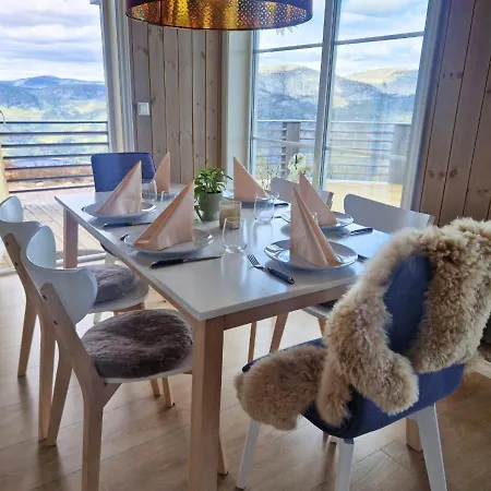 Mountain With Sauna & Scenic Views Casa vacanze Kviteseid
