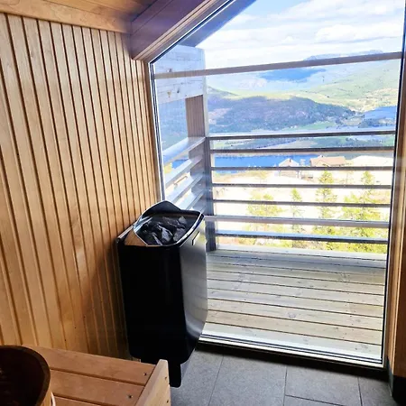 Mountain With Sauna & Scenic Views * Kviteseid